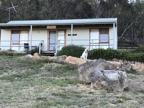 Warby Cottage - Accommodation Main Beach 2
