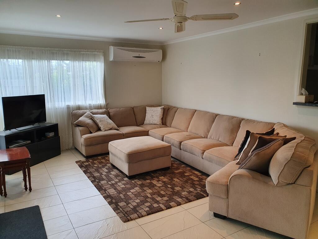 Taroon VIC Accommodation Main Beach