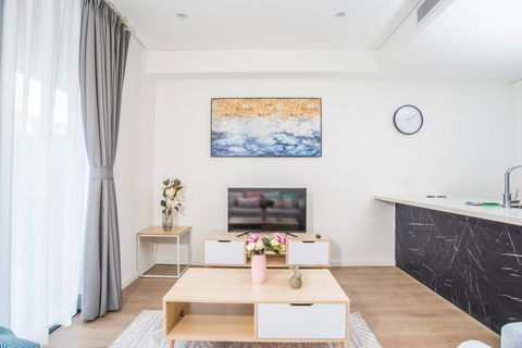 Warm Soul, 1badAPT In The Heart Of Eastwood, P, WIFI - Accommodation Main Beach 0