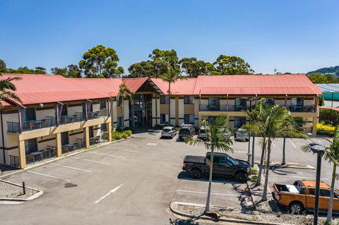 Warners At The Bay - Accommodation Main Beach 2