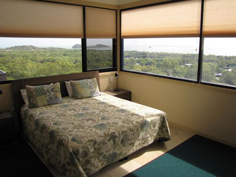 Warrawong Lodge - Accommodation Main Beach 3