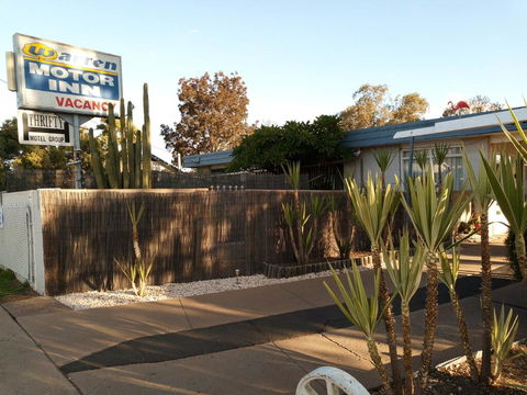 Warren Motor Inn - Accommodation Main Beach 0