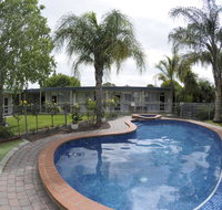 Warrina Motor Inn - Accommodation Main Beach