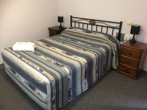 Warrina Motor Inn - Accommodation Main Beach 1