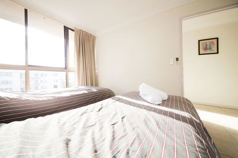 Warringa Surf Holiday Apartments - Accommodation Main Beach 2