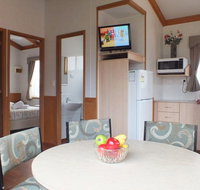 Warrnambool Motel and Holiday Park - Accommodation Main Beach