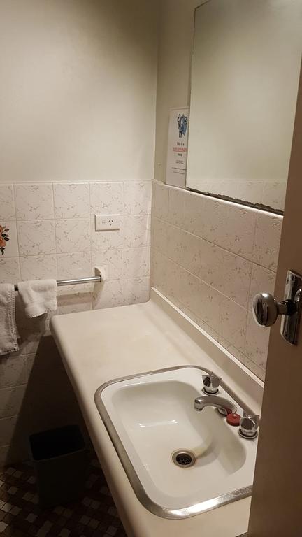 Watagan Forest Motel - Caltex Brunkerville - Accommodation Main Beach 3