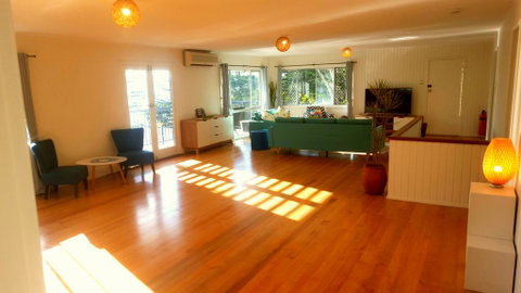 Wategos Surf Shack - Accommodation Main Beach 1