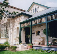 Water Bay Villa Bed  Breakfast - Accommodation Main Beach
