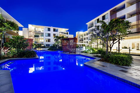 Waterford Apartments - Accommodation Main Beach 0