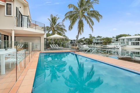 Waterfront Luxury, Noosa Heads - Accommodation Main Beach 3