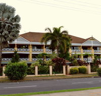 Waterfront Terraces - Accommodation Main Beach