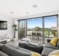 WATERFRONT TWO - Position Perfect    NEW LISTING 2019    - Accommodation Main Beach