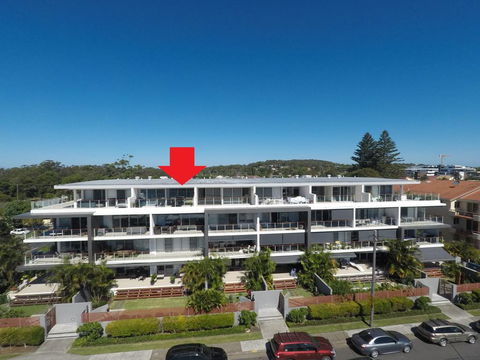 Waterline Penthouse 304 - Accommodation Main Beach 0