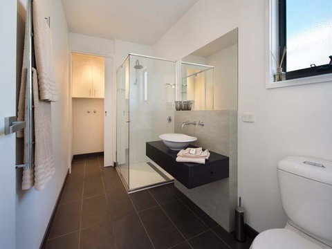 Daydream Cottage - Accommodation Main Beach 4