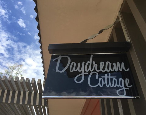 Daydream Cottage - Accommodation Main Beach 13