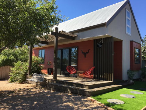 Daydream Cottage - Accommodation Main Beach 0