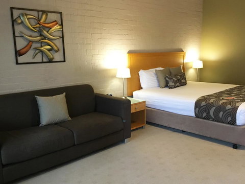 Blazing Stump Motel & Suites - Accommodation Main Beach 13