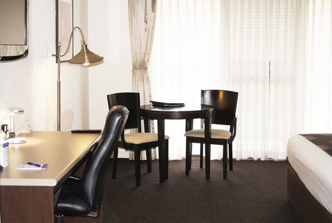 Blazing Stump Motel & Suites - Accommodation Main Beach 17