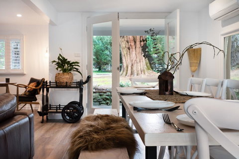 The Orchard - Accommodation Main Beach 14