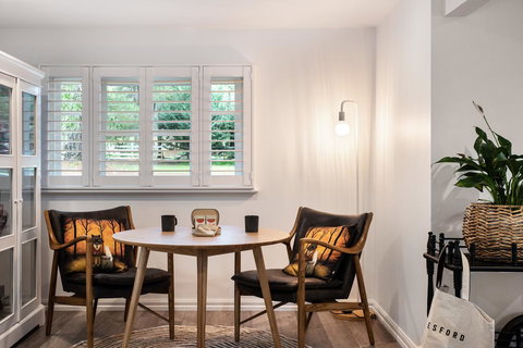 The Orchard - Accommodation Main Beach 8