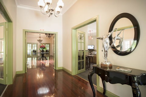 Oscar\'s On The Yarra - Accommodation Main Beach 8