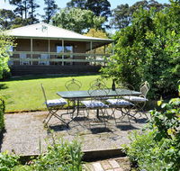 Lavender Farm - Accommodation Main Beach