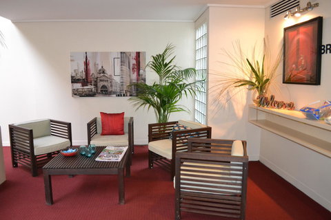 The Dingley Hotel - Accommodation Main Beach 40