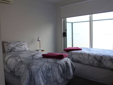 Central To Cowes - Accommodation Main Beach 8