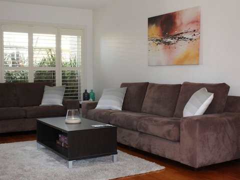 Central To Cowes - Accommodation Main Beach 2