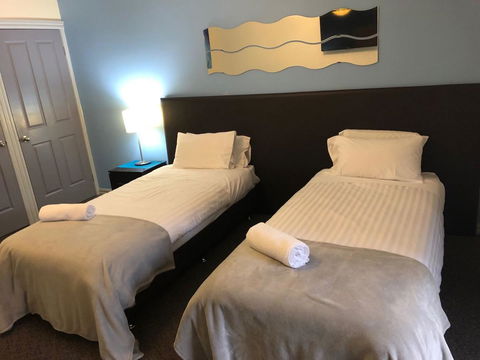 Avala Accommodation Daylesford - Accommodation Main Beach 1