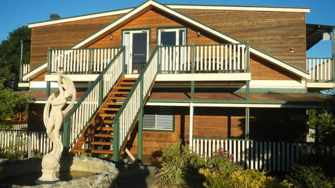 Avala Accommodation Daylesford - Accommodation Main Beach 3