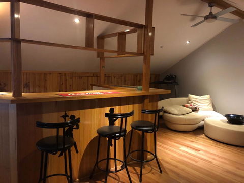 Avala Accommodation Daylesford - Accommodation Main Beach 10