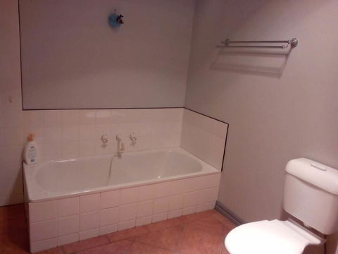 Avala Accommodation Daylesford - Accommodation Main Beach 5