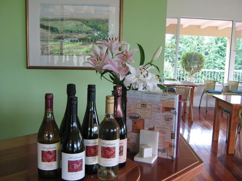 Waybourne- Vineyard And Winery - Accommodation Main Beach 13