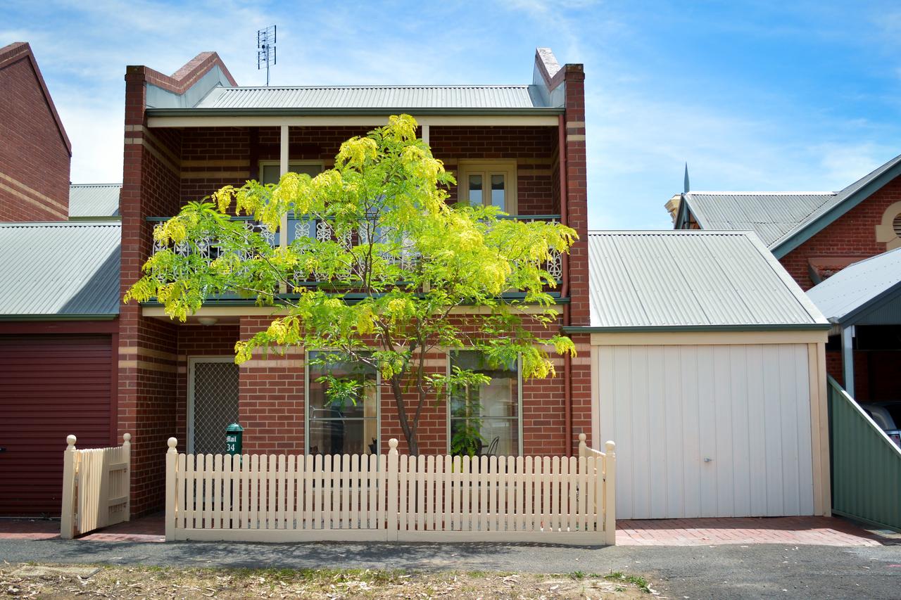 Quarry Hill VIC Accommodation Main Beach