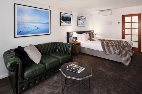 Daylesford Art Motel - Accommodation Main Beach 9