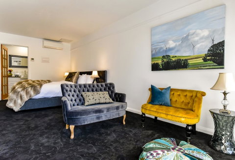 Daylesford Art Motel - Accommodation Main Beach 7