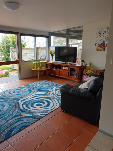 Relax In San Remo - Accommodation Main Beach 11