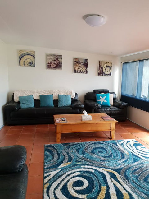 Relax In San Remo - Accommodation Main Beach 0
