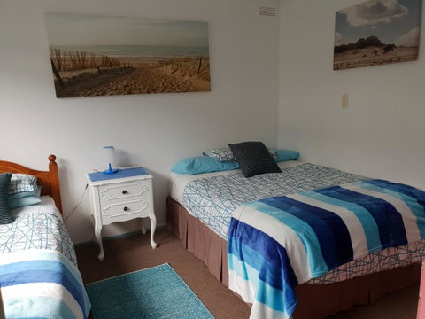 Relax In San Remo - Accommodation Main Beach 4