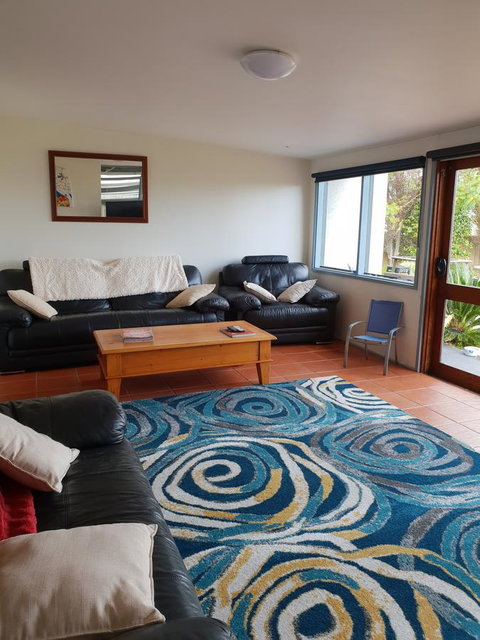 Relax In San Remo - Accommodation Main Beach 10