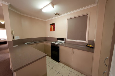 National Hotel Complex Bendigo - Accommodation Main Beach 37