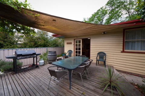 National Hotel Complex Bendigo - Accommodation Main Beach 7