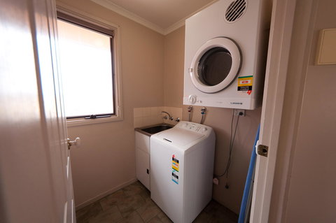 National Hotel Complex Bendigo - Accommodation Main Beach 38