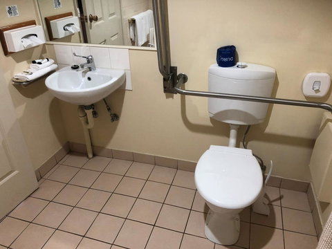 National Hotel Complex Bendigo - Accommodation Main Beach 5