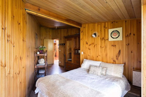 Kangaroo Manor - Accommodation Main Beach 18
