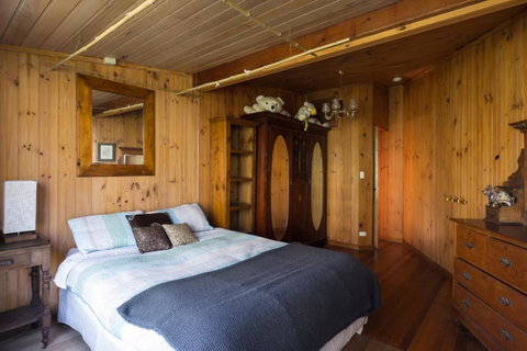 Kangaroo Manor - Accommodation Main Beach 17
