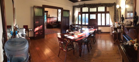 Lorelei Bed & Breakfast - Accommodation Main Beach 7