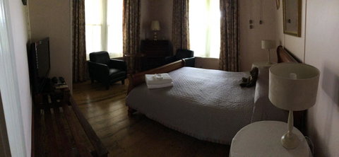 Lorelei Bed & Breakfast - Accommodation Main Beach 8